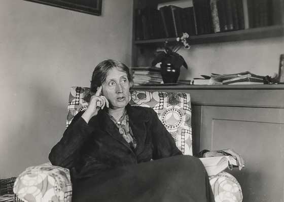 VIRGINIA WOOLF