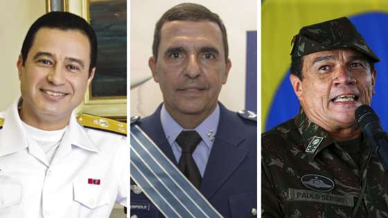 Novos comandantes militares