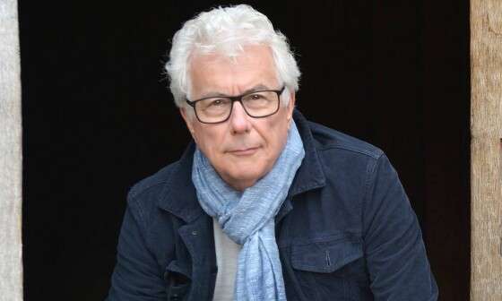 kEN fOLLET