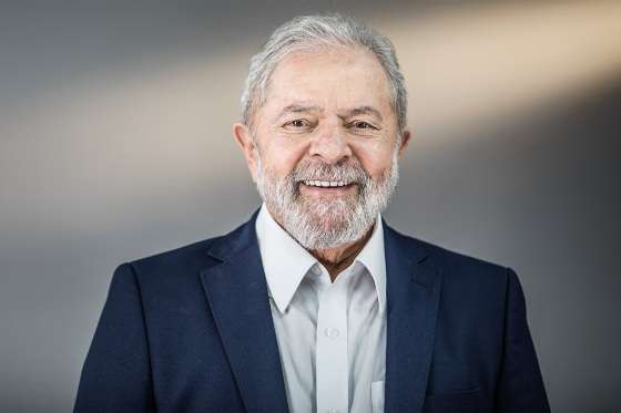 PESQUISA LULA LIDERA