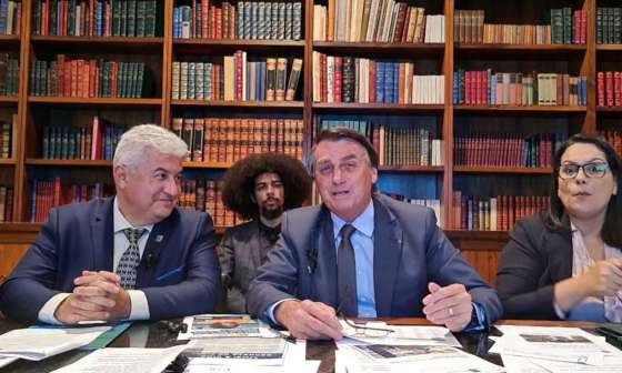 BOZO CAGA PRA CPI