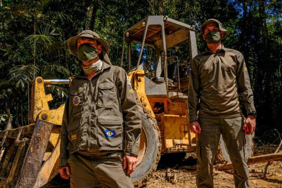 Força tarefa combate o desmatamento ilegal na região da Amazônia legal