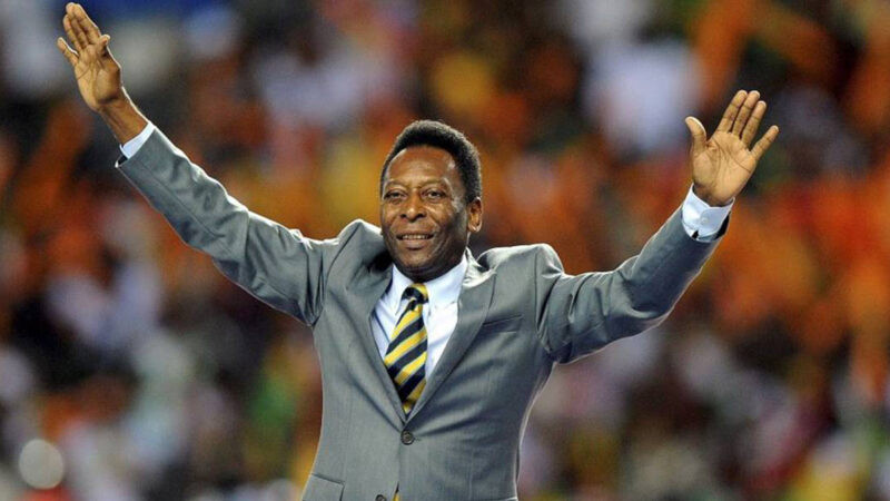Nelson Rodrigues: Pelé 'o maior que apareceu, assim no céu como na terra';  veja