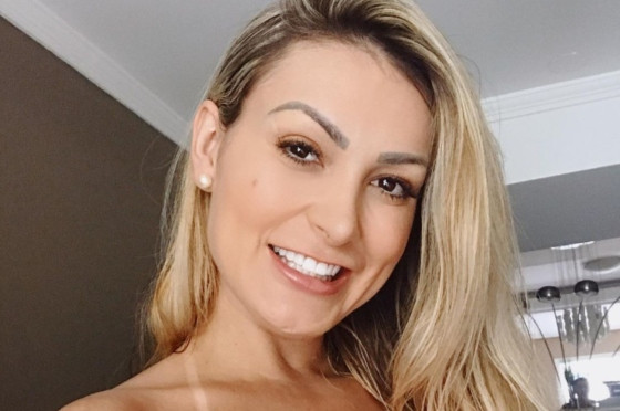ANDRESSA URACH