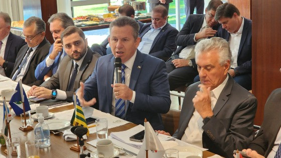 Mauro Mendes em reunião sobre reforma Tributária na Câmara