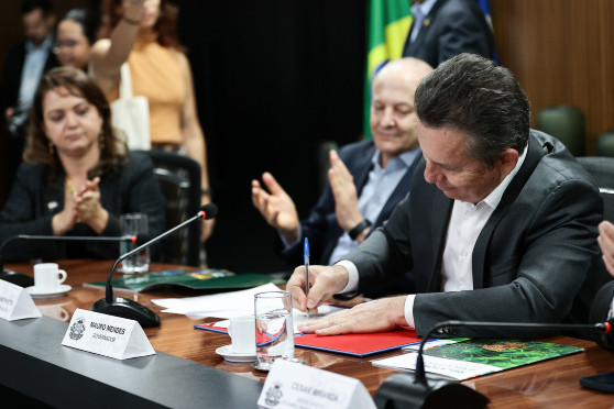 Governador Mauro Mendes recebe recursos internacionais