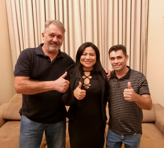 fabiana, sarmento e kero mais 