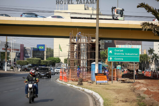 Viaduto da AV CPA