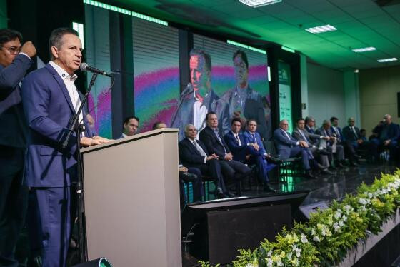Mauro Mendes em evento municipalista da AMM/TCE