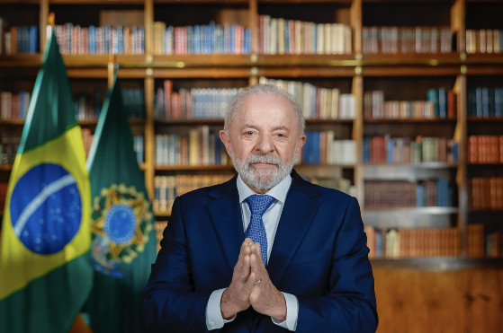 Lula em pronunciamento oficial