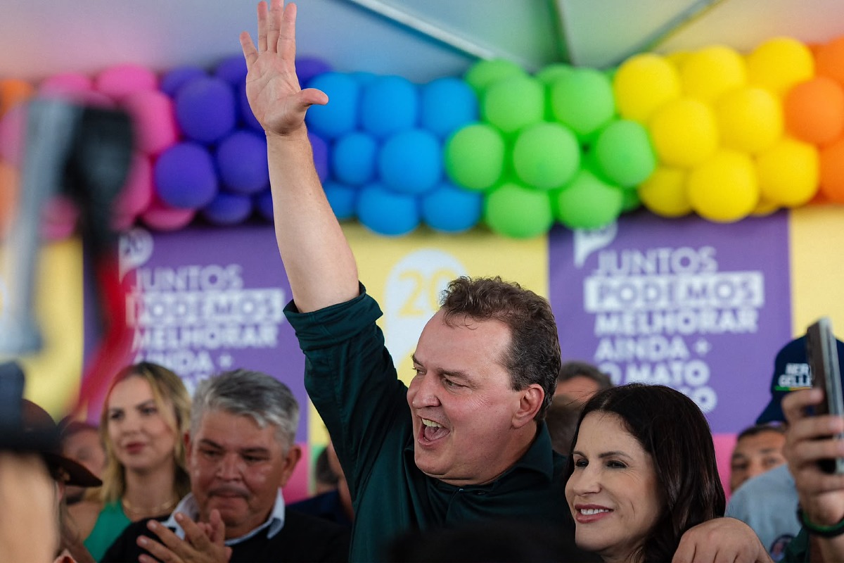 Max Russi na convenção do Podemos